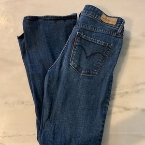 Women’s Levi 2/26 Demi curve jeans